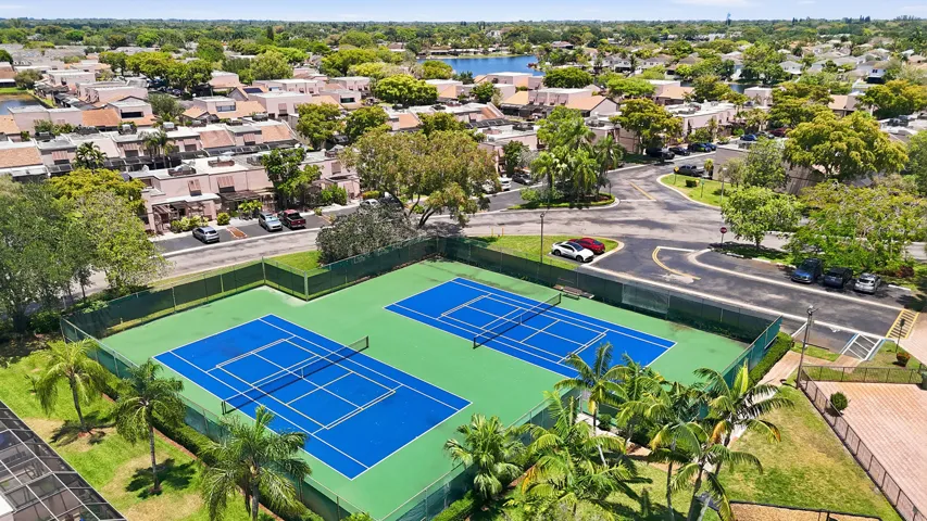 Community Tennis