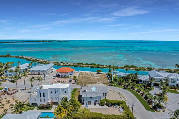 Aeriel View-Facing Atlantic