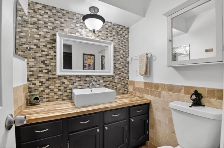 Bathroom 2