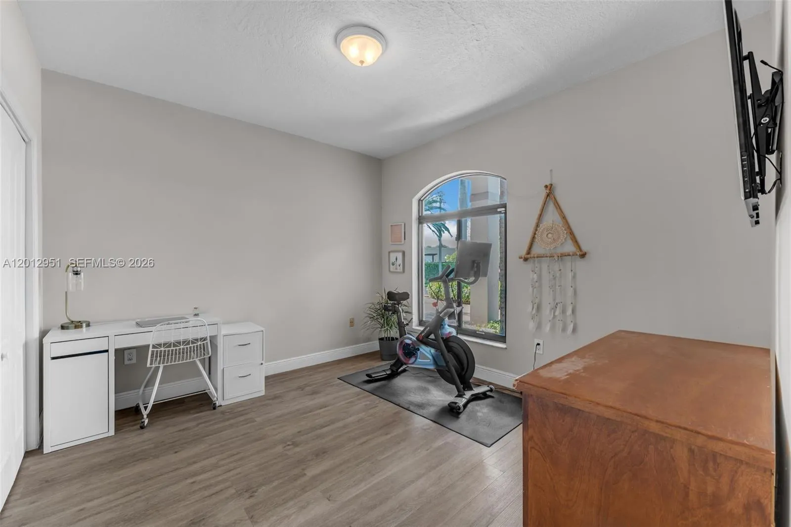 Property photo 28