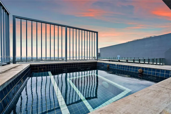 Private Jacuzzi