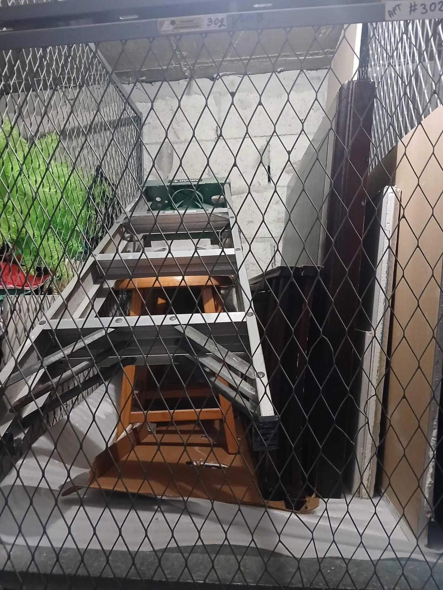 Storage bin, ext. ton property.