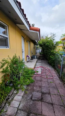 Photo 38
