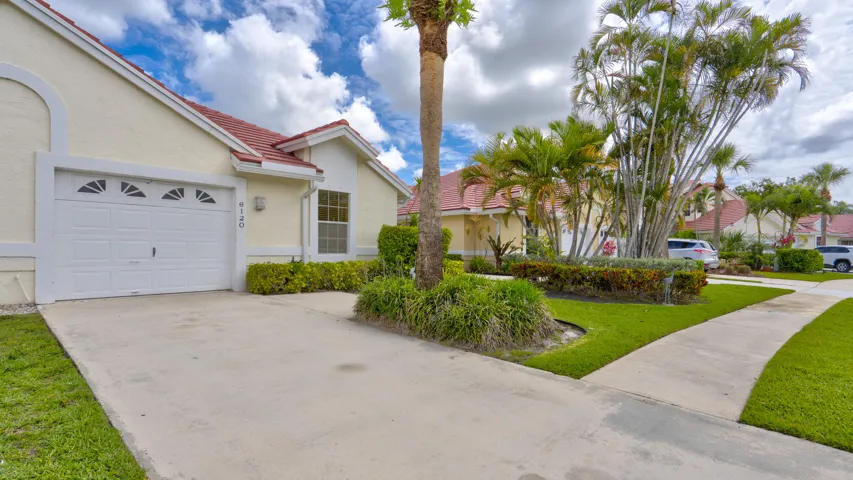 6120 Bear Creek Court, Lake Worth, FL 33