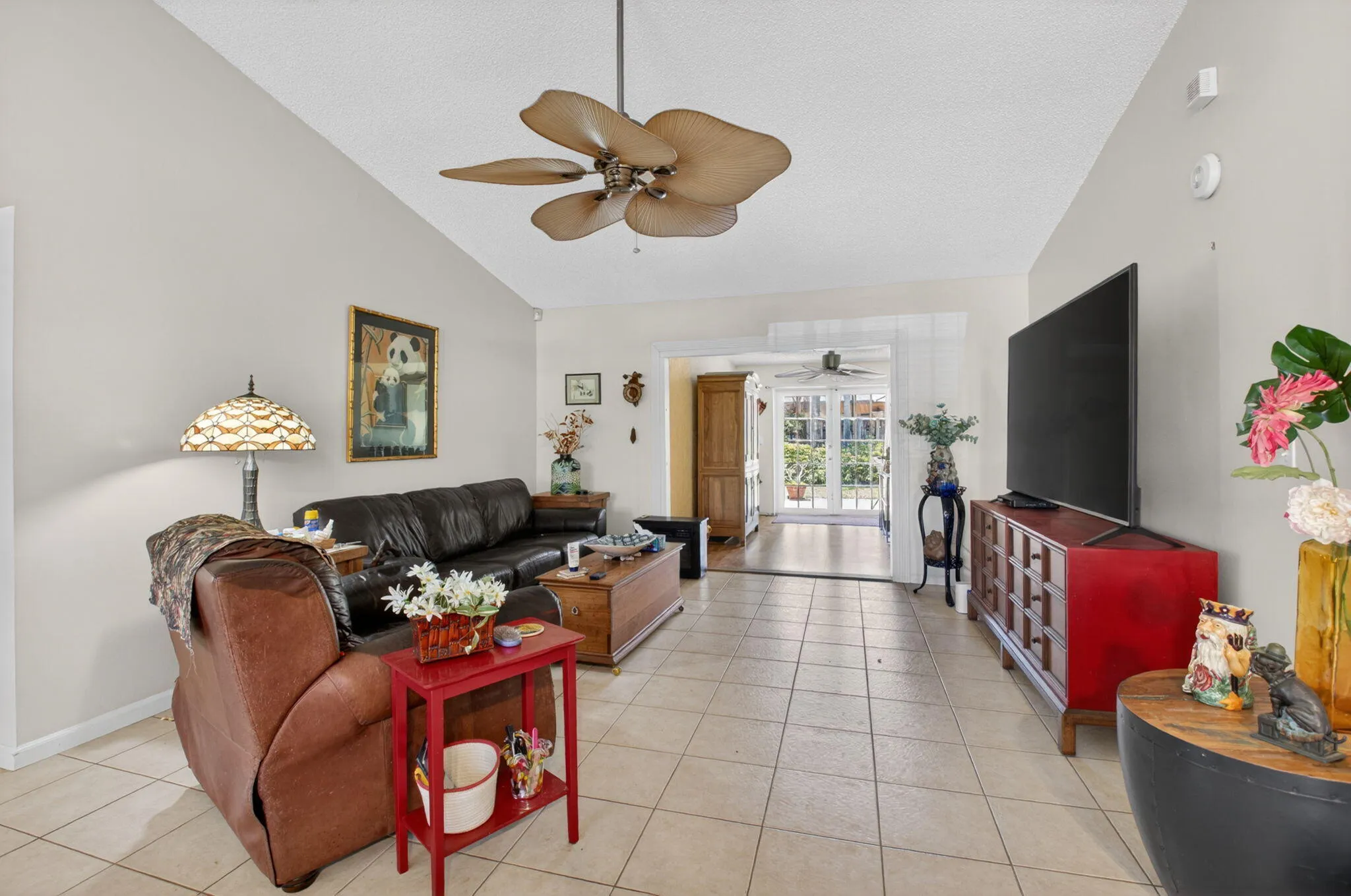 9389 Longmeadow Circle