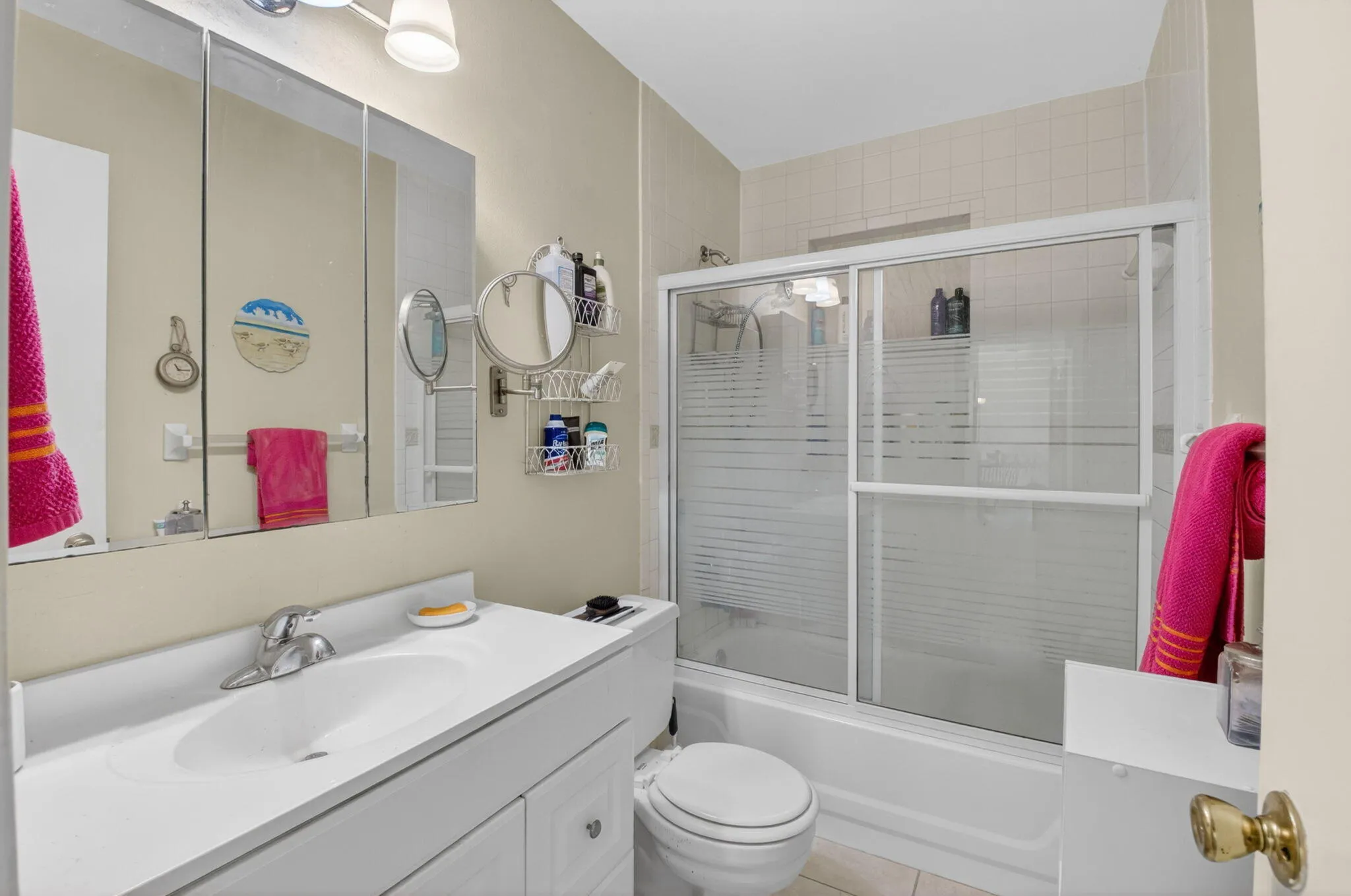 9389 Longmeadow Circle