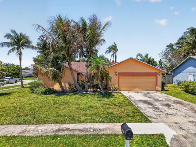 9389 Longmeadow Circle