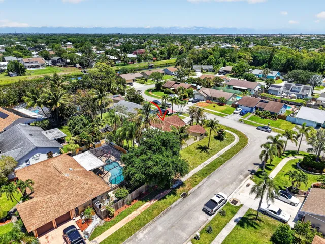 9389 Longmeadow Circle
