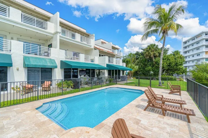 032-324NorthLakeDrive-Lantana-FL-33462-S