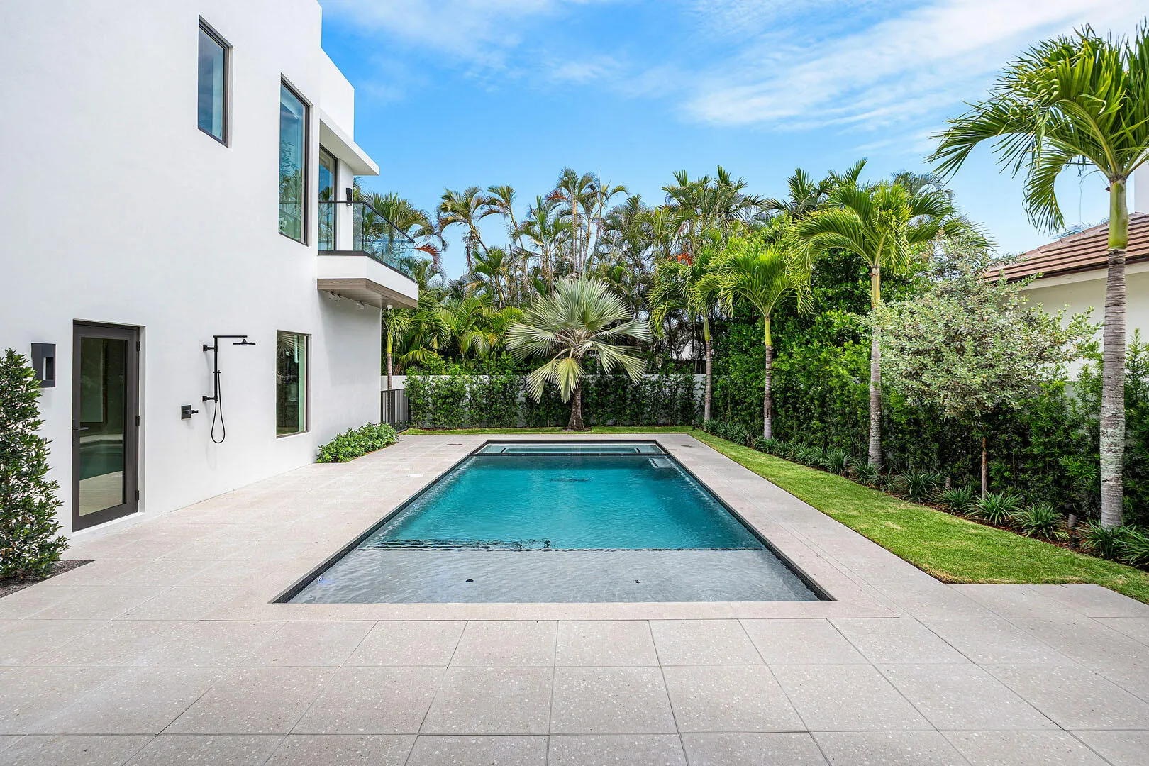 303_South_Maya_Palm_Drive_32