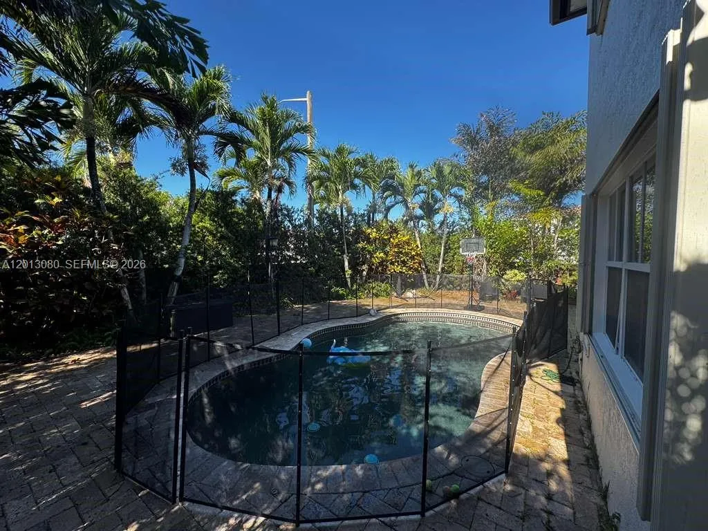 Property photo 40