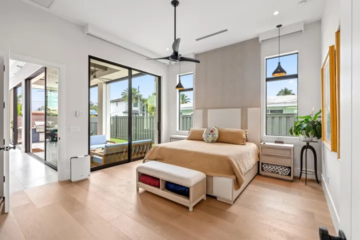 PRIMARY_BEDROOM_DT