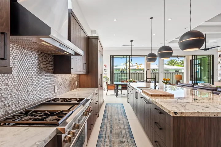 KITCHEN_STRAIGHT_DT
