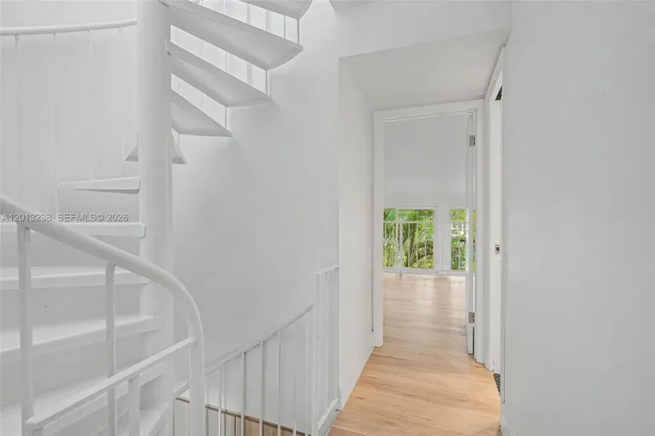 Spiral staircase