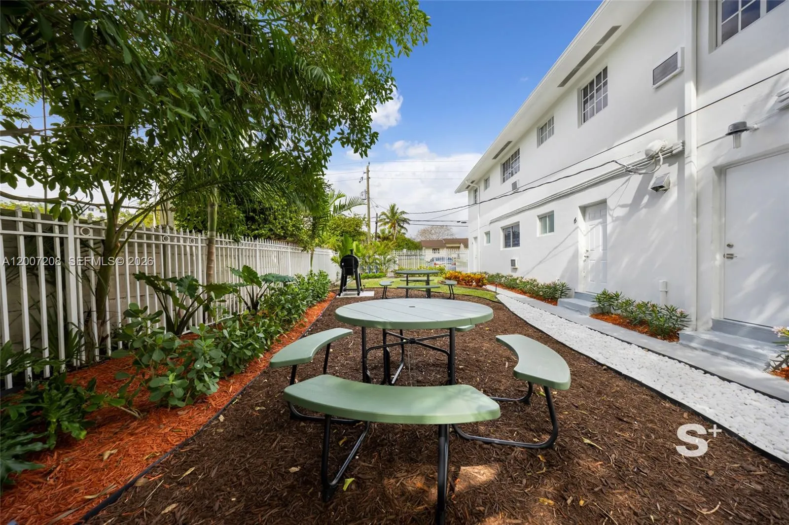 Property photo 33