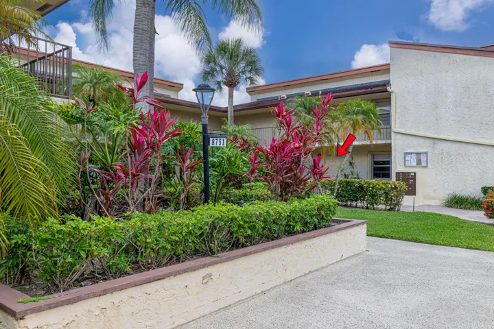 ENTRY TO CONDO