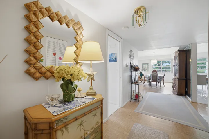 CONDO ENTRANCE