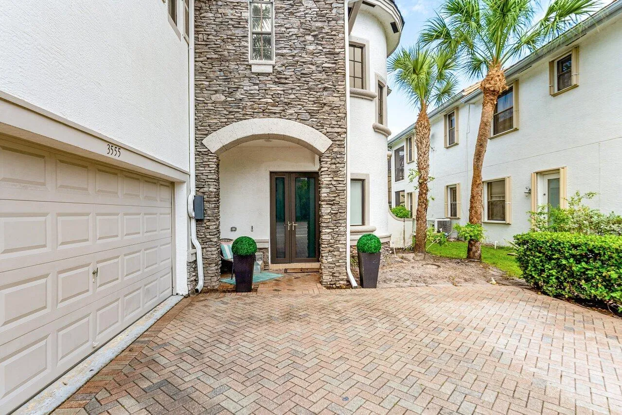 004-3555BiragueDrive-Wellington-FL-33449