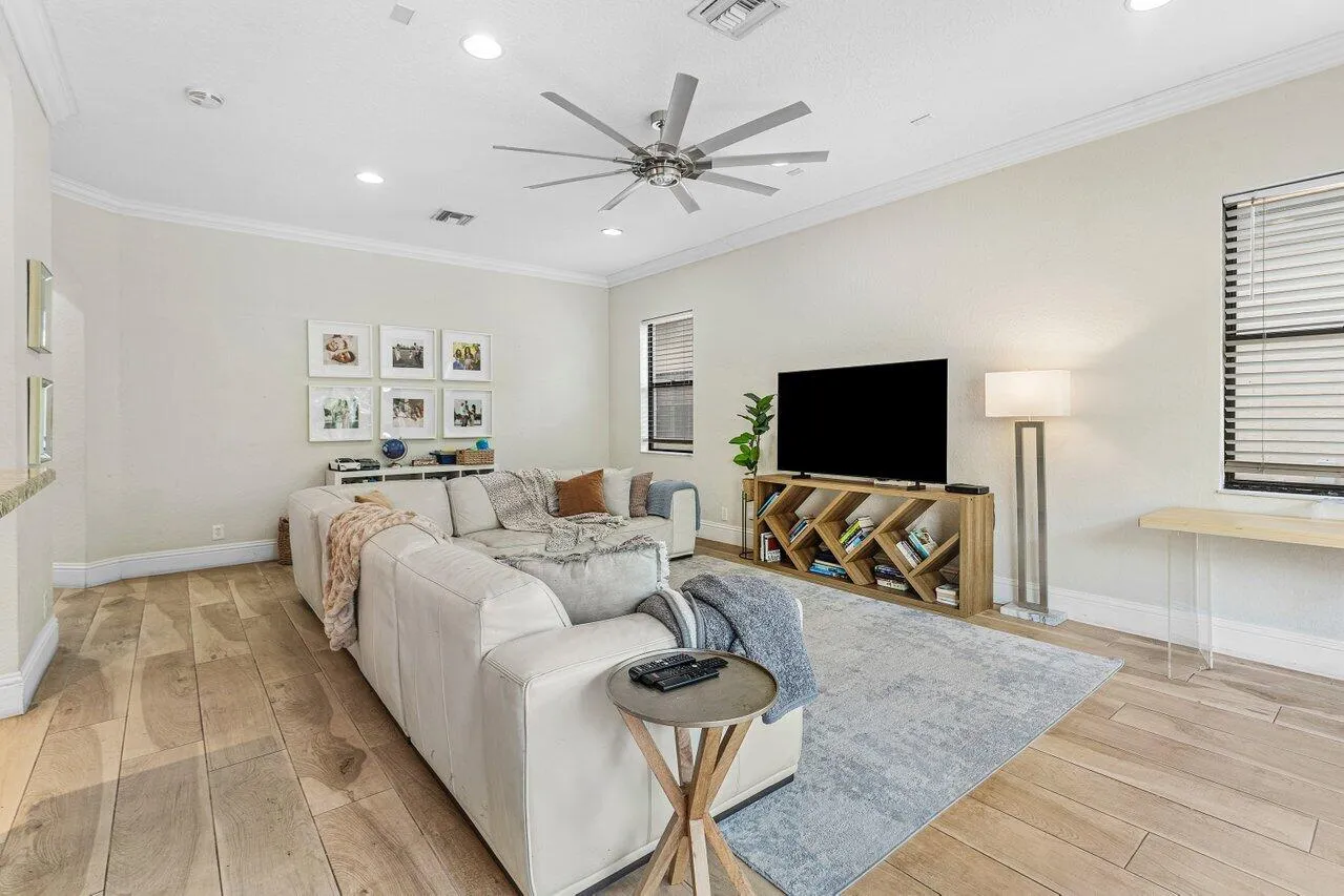 010-3555BiragueDrive-Wellington-FL-33449