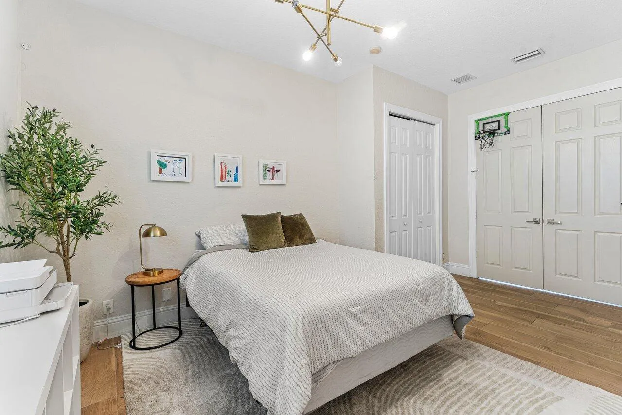 021-3555BiragueDrive-Wellington-FL-33449