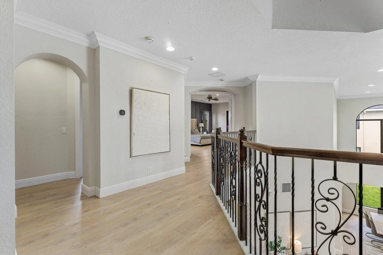 023-3555BiragueDrive-Wellington-FL-33449