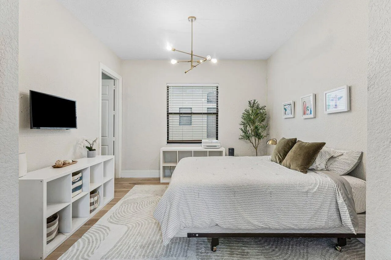 019-3555BiragueDrive-Wellington-FL-33449