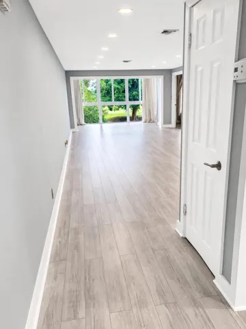 photo2_hallway