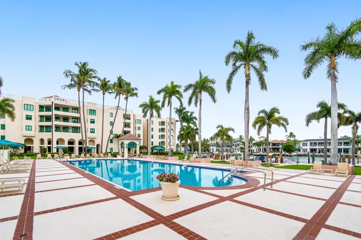 038-100Southeast5thAvenue-110-BocaRaton-