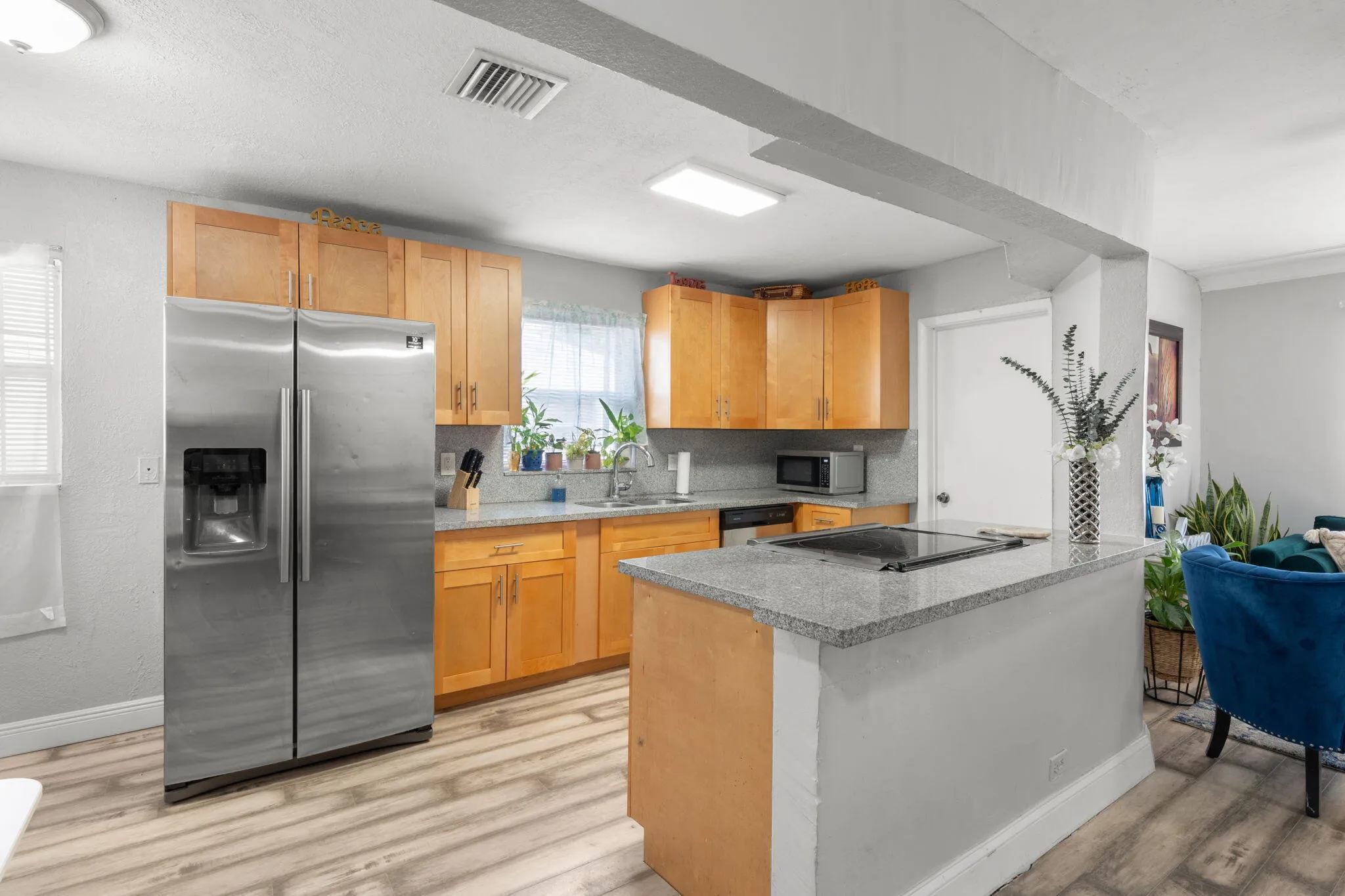 8-web-or-mls-1241 NW 30th Ave Fort Laude