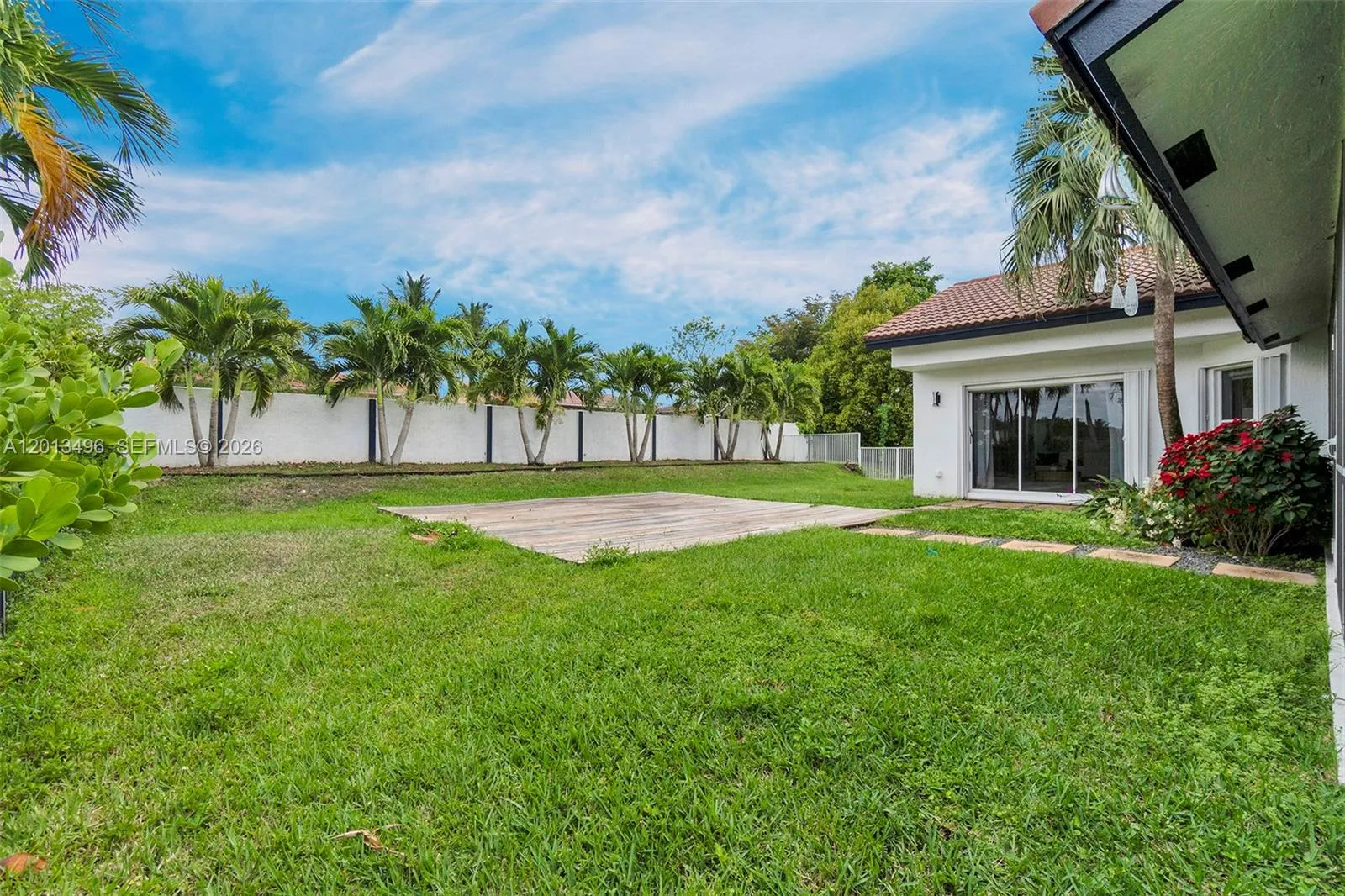 Photo 35