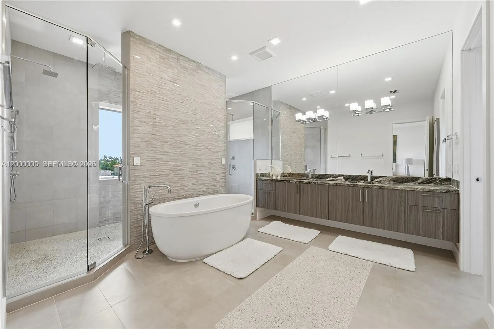 Property photo 64