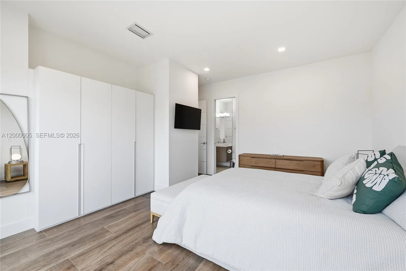 Property photo 79
