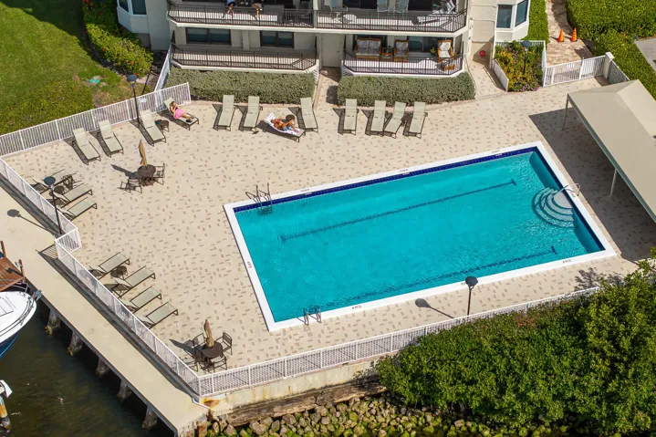 Pool located on Intracoastal Waterway