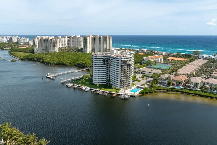 Building on Intracoastal Waterway