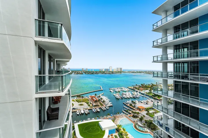 035-220LakeShoreDrive-2123-LakePark-FL-3
