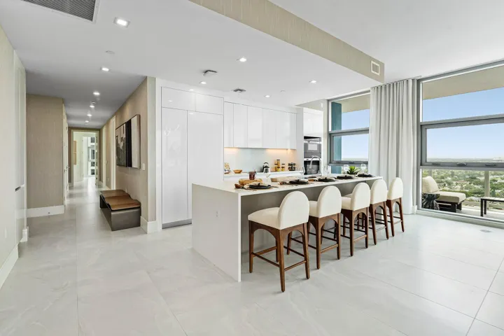 006-220LakeShoreDrive-2123-LakePark-FL-3