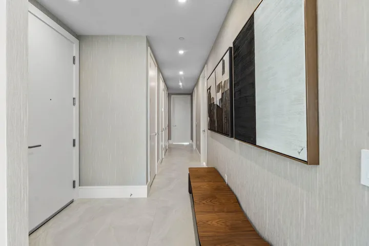 018-220LakeShoreDrive-2123-LakePark-FL-3