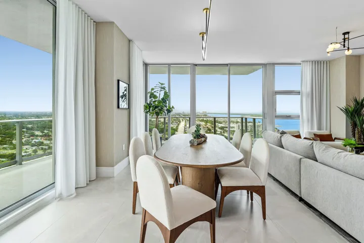 003-220LakeShoreDrive-2123-LakePark-FL-3