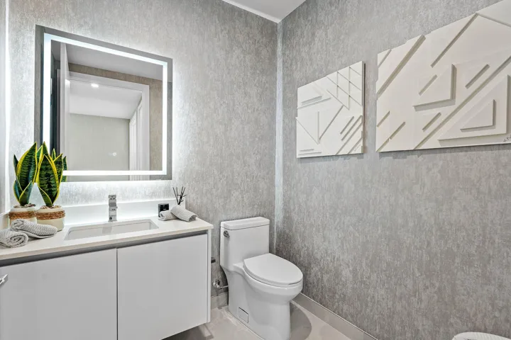 026-220LakeShoreDrive-2123-LakePark-FL-3