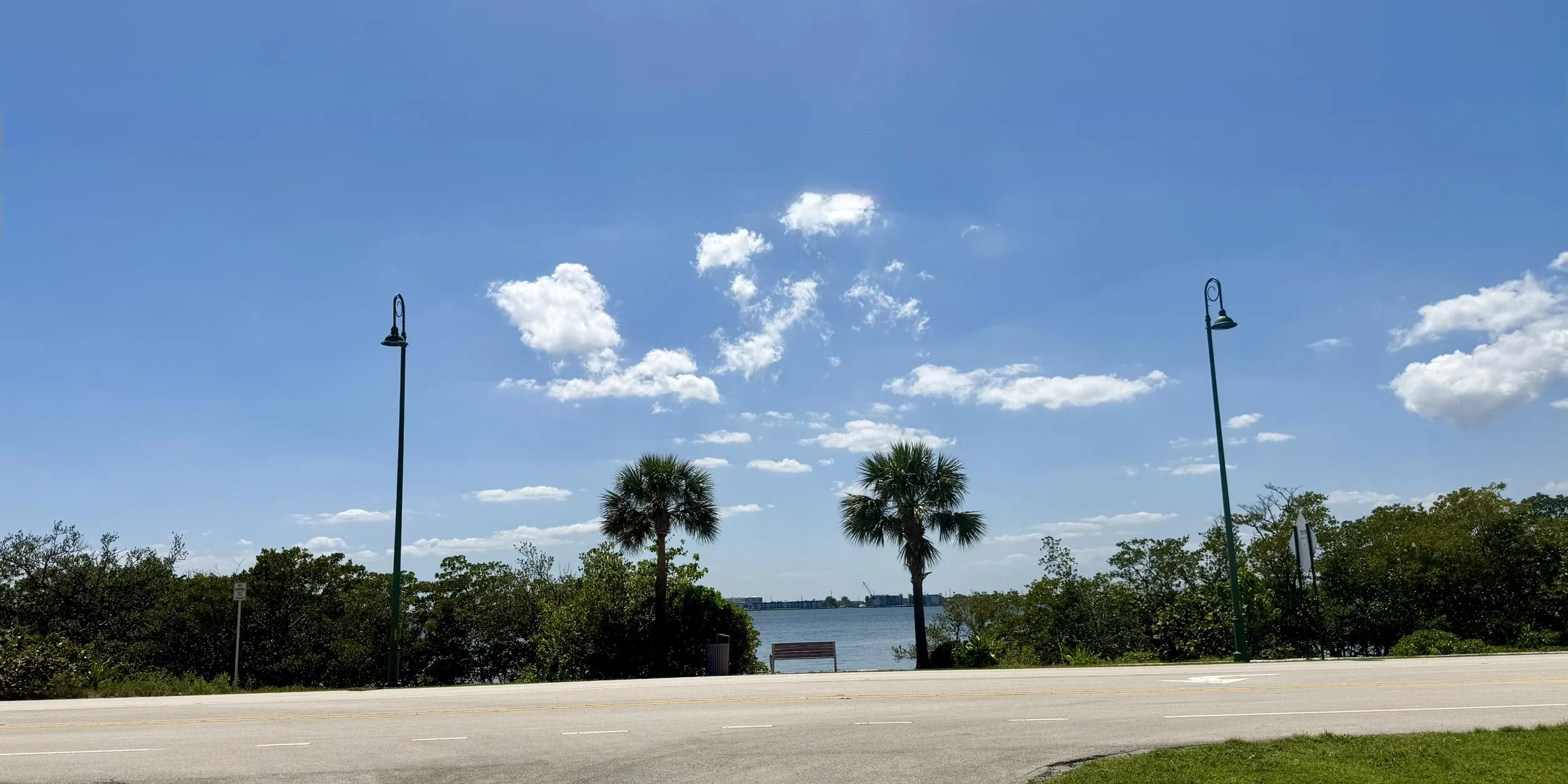 SEADUNES ON SINGER ISLAND