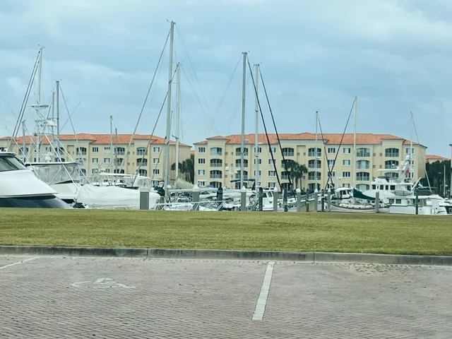 Harbour Isle Marina