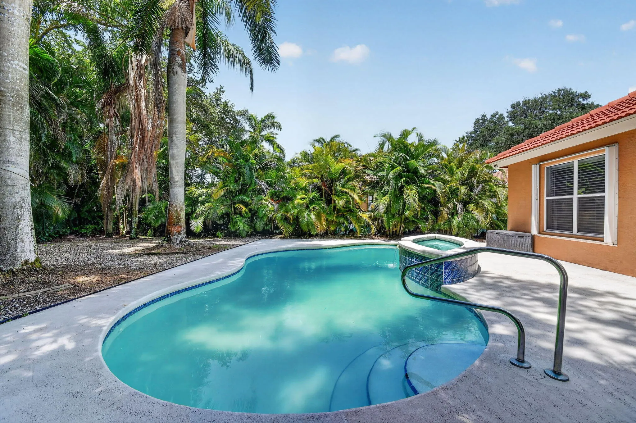 Property photo 36