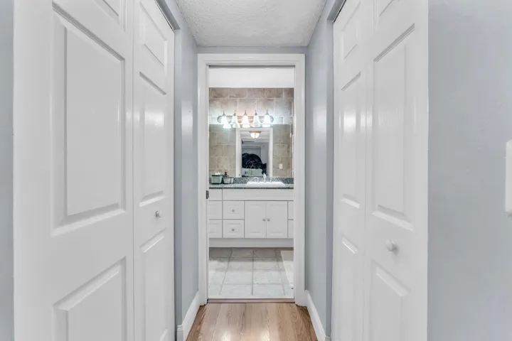 48-web-or-mls-DON01339