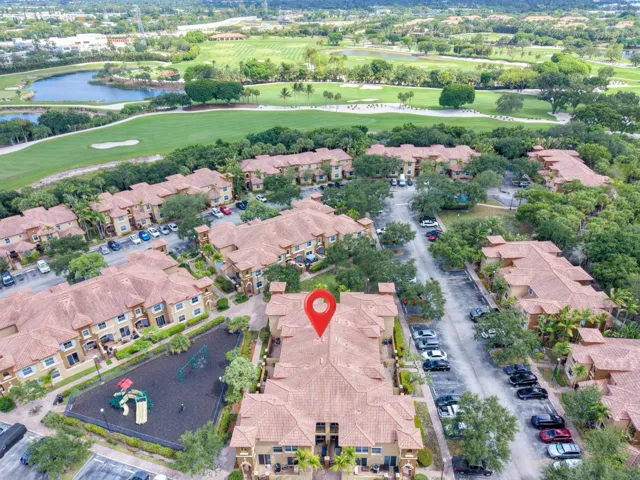 Golf Bird Eye View to S