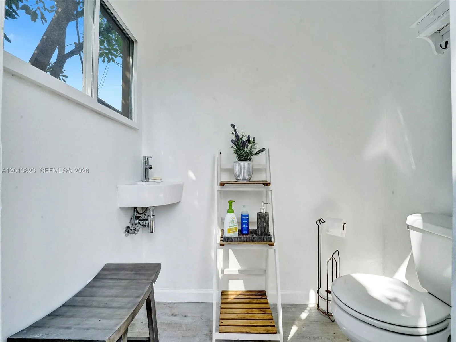 Photo 13