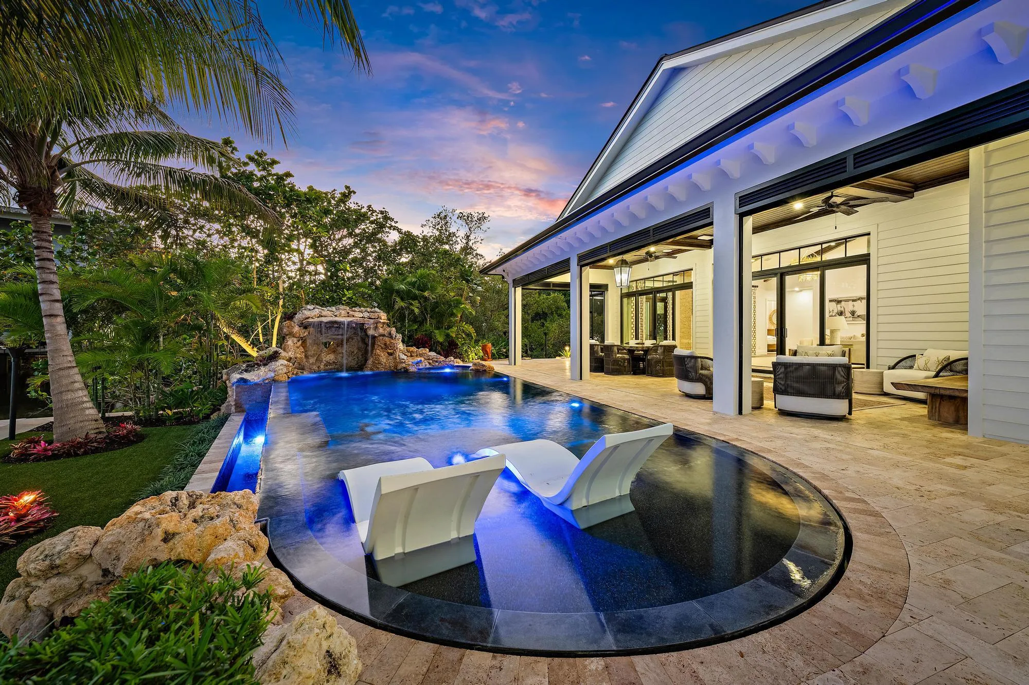942 Pompano Dr-45