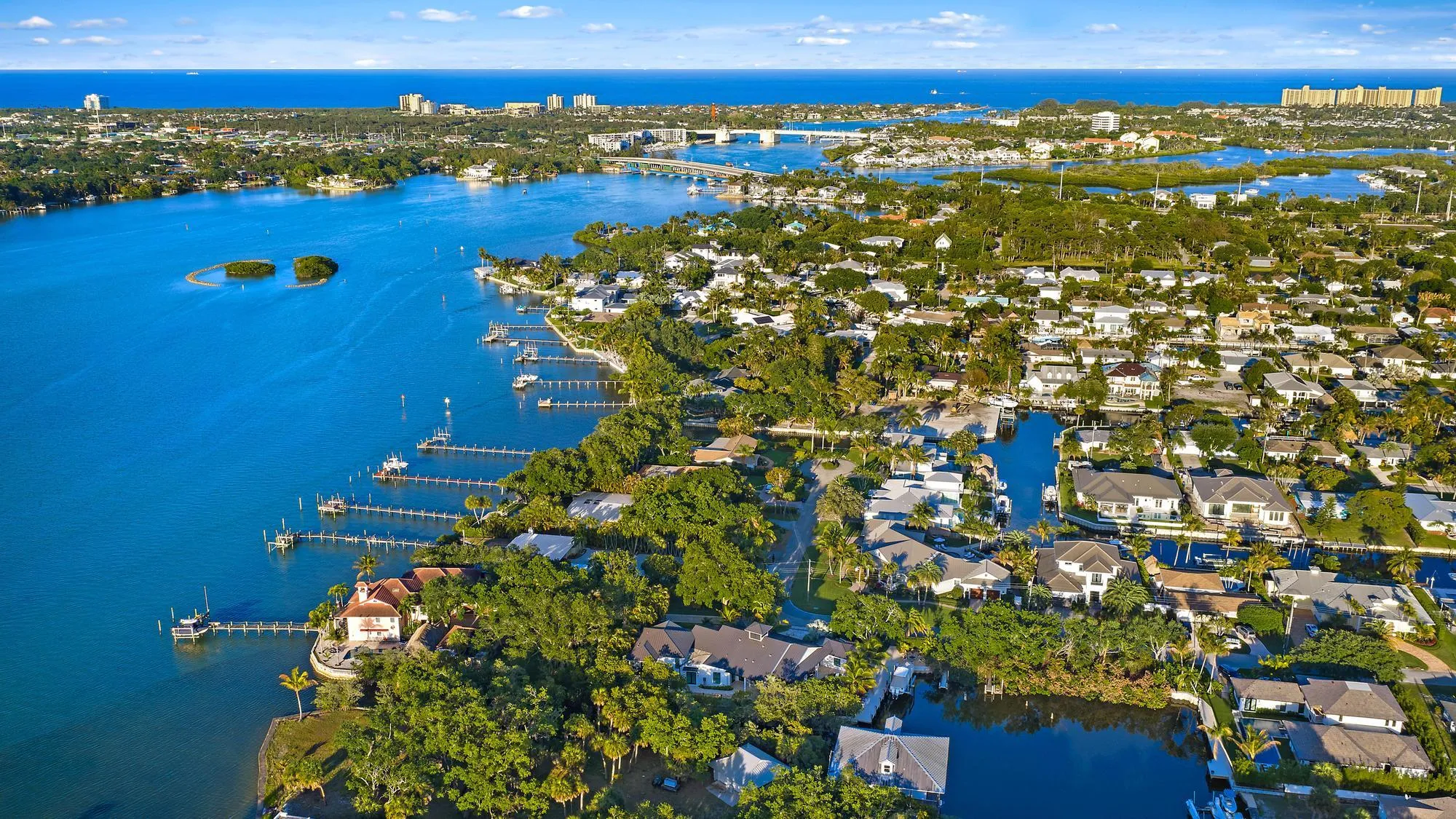 942 Pompano Dr-60