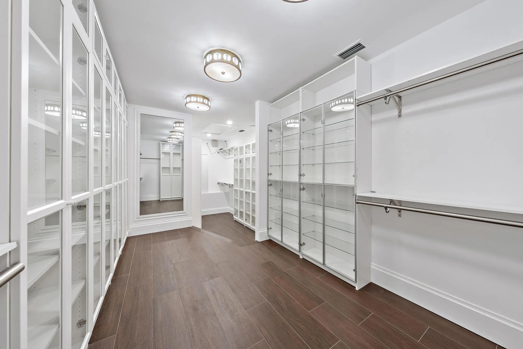 942 Pompano Dr-41