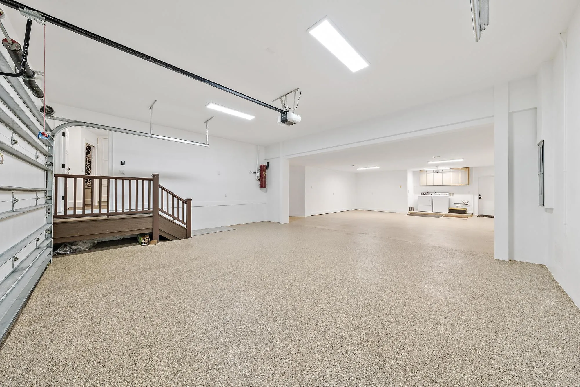 942 Pompano Dr-34