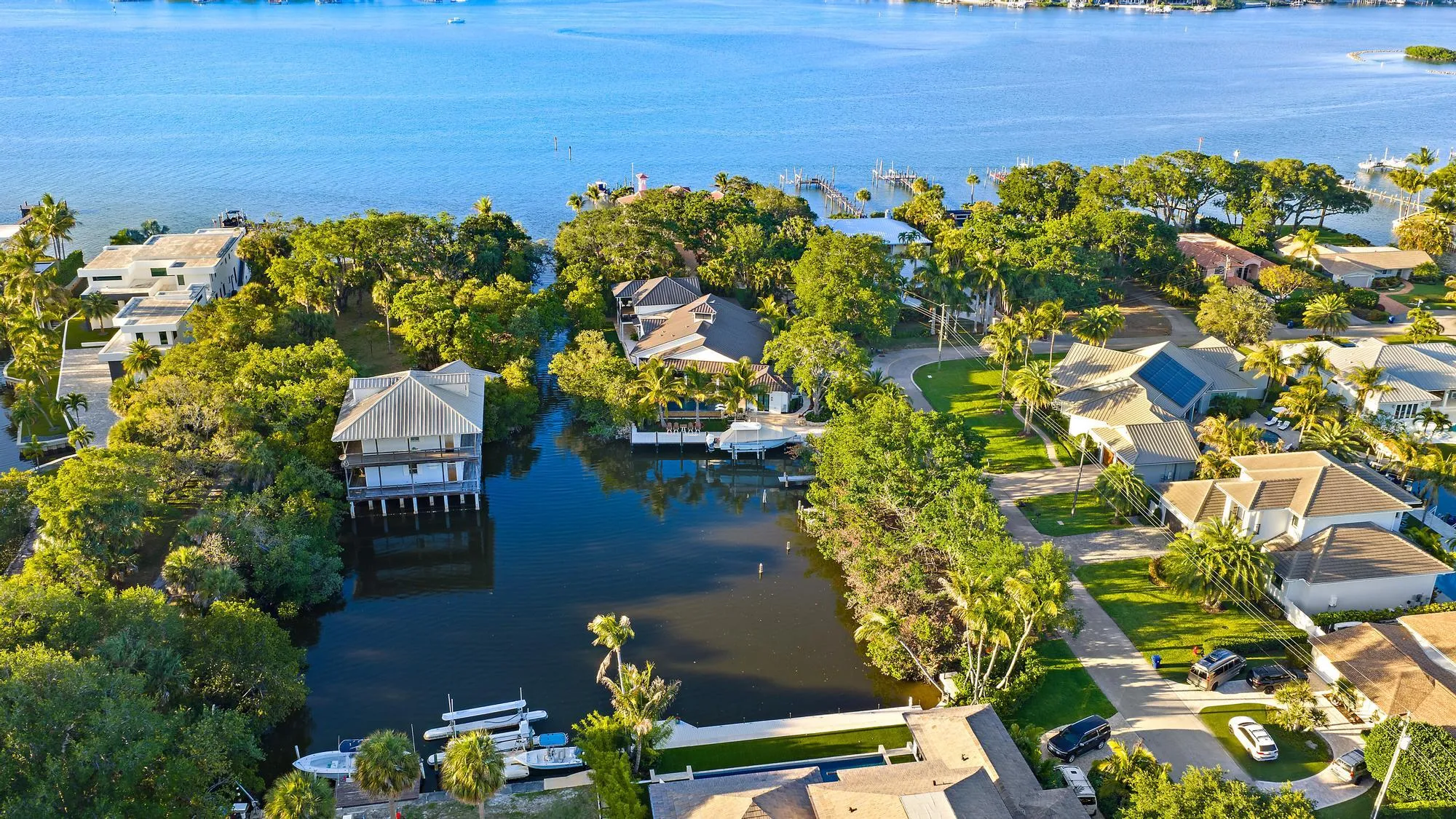 942 Pompano Dr-62